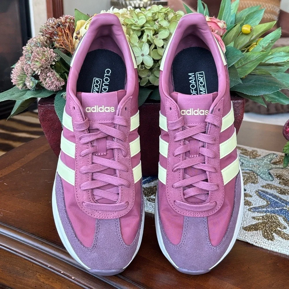 Brand New Adidas Run 70s 2.0 Lace Up Sneakers Retro Cloudfoam Cushioned Vintage